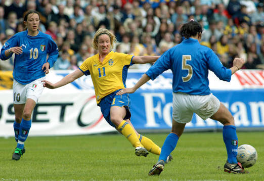 Victoria Svensson, Sverige och Sara Di Filippo och Manuela