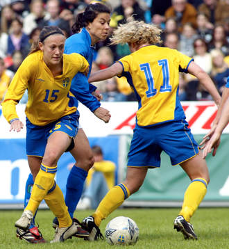 Therese Sjögran och Victoria Svensson, Sverige