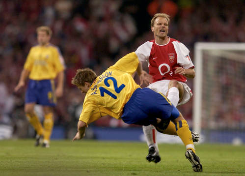 Dennis Bergkamp, Arsenal och Anders Svensson, Southampton