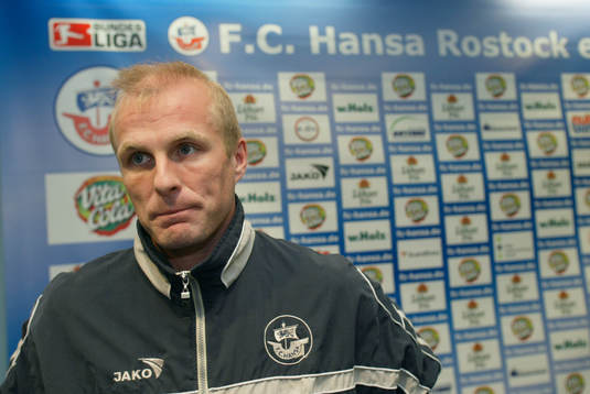 En mycket besviken Peter Wibrån vänder Hansa Rostock