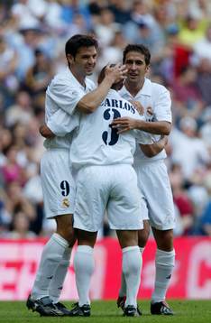Tre målskyttar samlade:Morientes, Roberto Carlos och Raul
