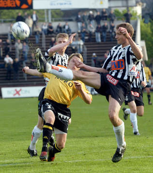 Karl Corneliusson, AIK och Henrik Nilsson och Magnus