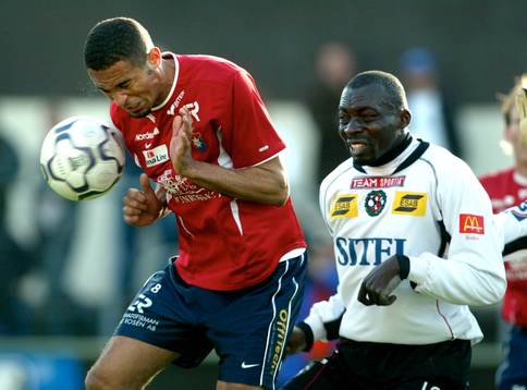 Afonso Alves, Örgryte och Paul Oyuga, Örebro