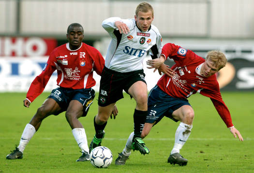 Jon Lundblad, Örebro fintar bort David Marek och Walter