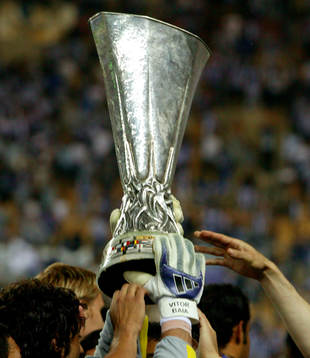 UEFA-cup pokal, buckla