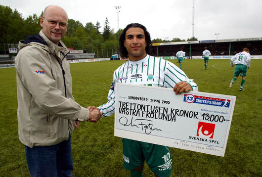 Arash Bajat, Frölunda prisades som månadens