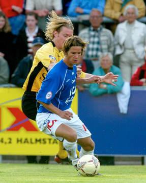 Dusan Djuric, Halmstad snurrar upp Fredrik Berglund och