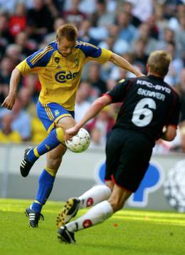 Mattias Jonson, Bröndby får så när bollen i mål i