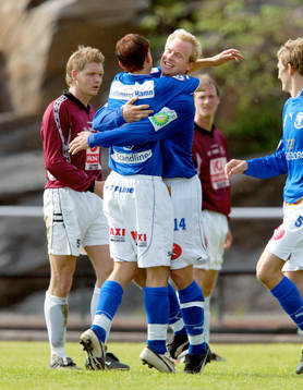 Johan Laursen gratuleras