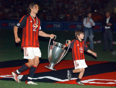 Maldini, Milan, med pokal