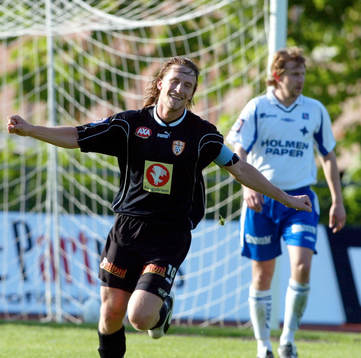 Göran Marklund, Café Opera gjorde Hattrick. Jubel