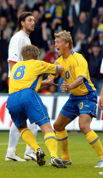 Marcus Allbäck och Anders Svensson, Sverige, jubel