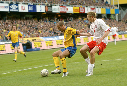 Fredrik Ljungberg, Sverige och Jacek Bak, Polen
