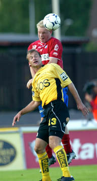 Snabbe målskytten Hasse Berggren, Elfsborg trycks i ryggen
