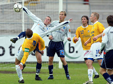 Fotboll. Superettan. IFK Malmö - Falkenberg FF. Hårt