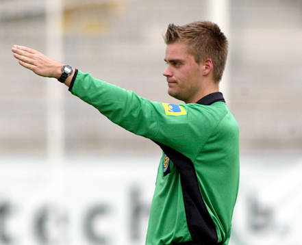 Fotboll. Superettan. Domare Mattias Fällström