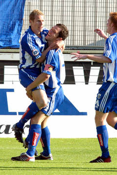Jonas Henriksson var dagens man i blåvitt. Jubel