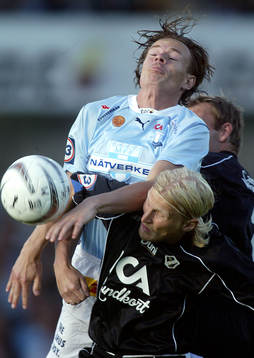 Andreas Yngvesson, högre än Per Johansson