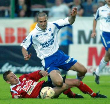 Dawid Banaczek, Norrköping och Chay Hews, Sylvia