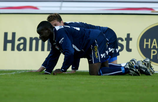 0-2, Edwin Pihri och Paulinho Guaras målgest, krypande