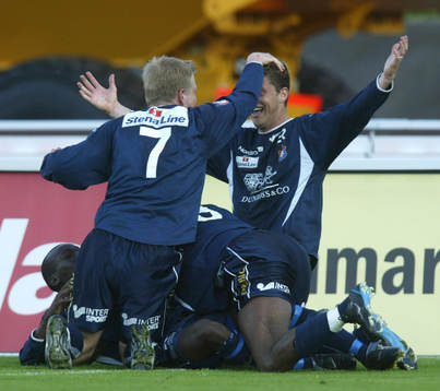 Grattis Paulinho Guara. David Marek grattar