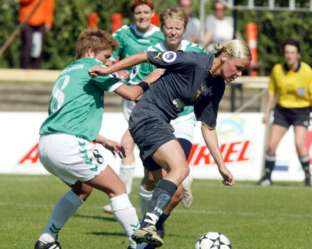 Laura Kalmari, Umeå