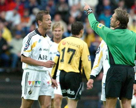 Krister Nordin, AIK, utvisad. Utvisning, domare