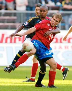 Benjamin Kibebe, AIK och Peter Gitselov, Öster