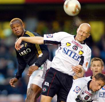 Samuel Ayorinde, AIK och Mikael Danielsson, Örebro