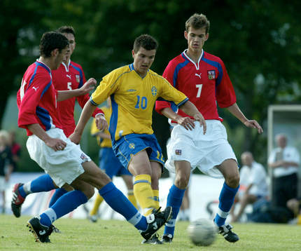 Labinot Harbuzi laddar stora kanonen