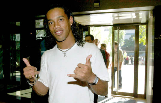 Ronaldinho, FC Barcelona
