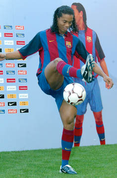 Ronaldinho, Barcelona