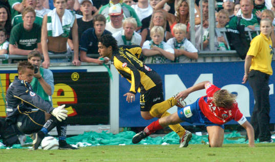 Pablo Pinones-Arce, Hammarby, full fart mot mål