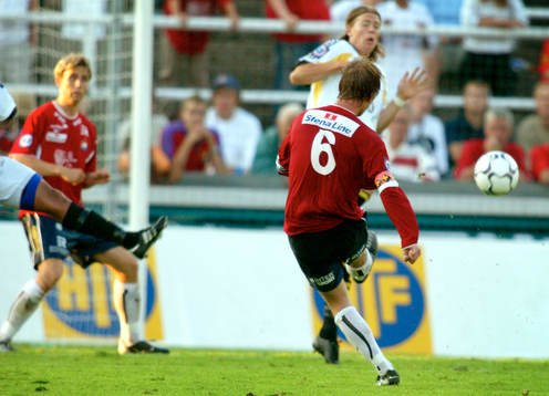 Markus Johannesson gör 3-1 till ÖIS