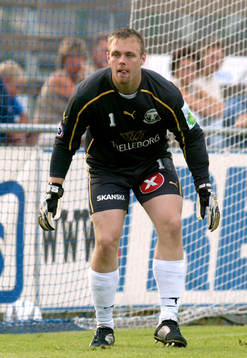 Fredrik Persson, målvakt,  Trelleborg