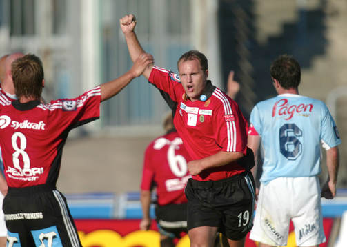 0-1 Jonas Wallerstedt