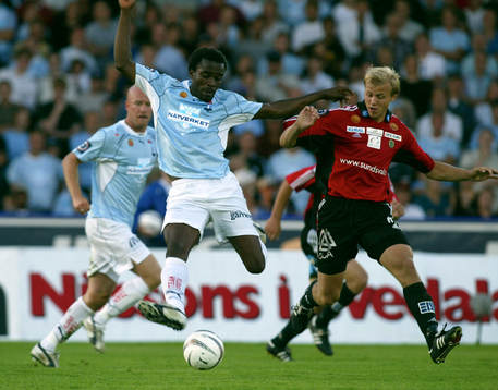 Peter Ijehs eleganta klack till Olof Persson
