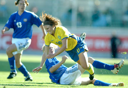 Hanna Ljungberg, Sverige fälls. Finland bjöd upp till