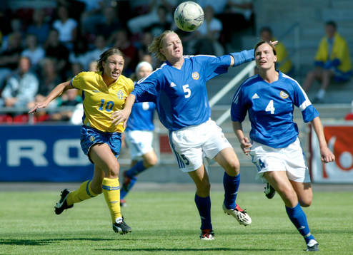 Hanna Ljungberg, Sverige i närkamp mot Pauliina Miettinen
