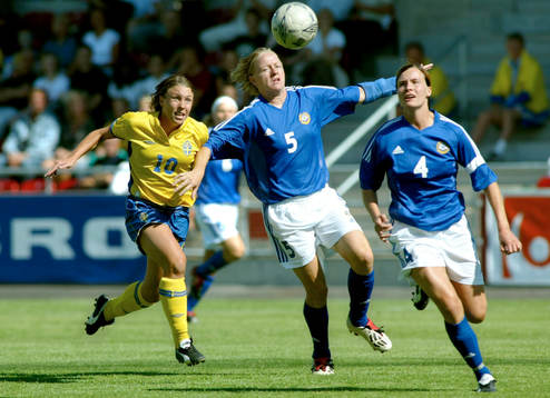 Hanna Ljungberg, Sverige i närkamp mot Pauliina Miettinen