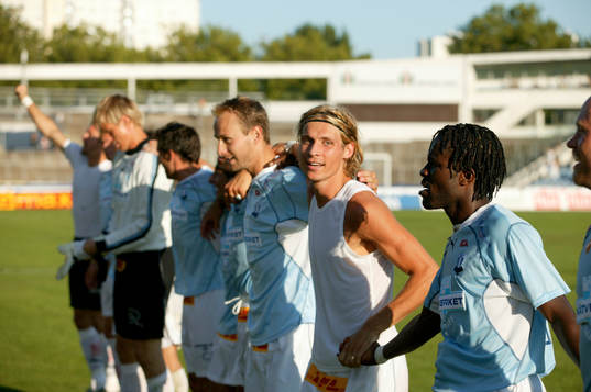 Malmö-spelarna tackar publiken