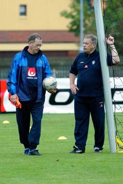 Lars Lagerbäck och Tommy Söderberg, förbundskapten