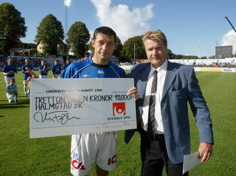 Igor Sypniewski, Halmstad, fick pris av Svenska Spel