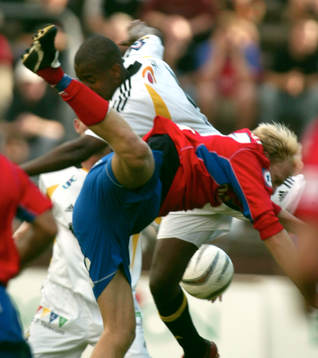 Två målskyttar Benjamin Kibebe, AIK och Gustaf Andersson,