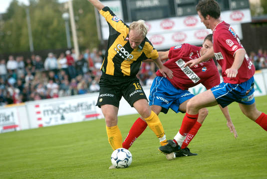 Mikael Andersson