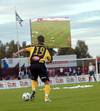 Benchenaa, Hammarby. Storbildsskärm, tvskärm