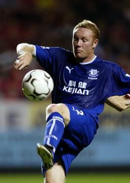 Steve Watson, Everton lobbar in kvittering till 1-1