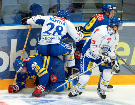 Joel Lundqvist och Sverige förlorade mötet mot Finland