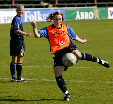 Fotboll, Dam, Sverige, Träning, Frida Östberg