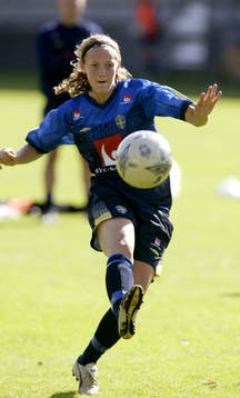 Fotboll, Dam, Sverige, Träning, Therese Sjögran